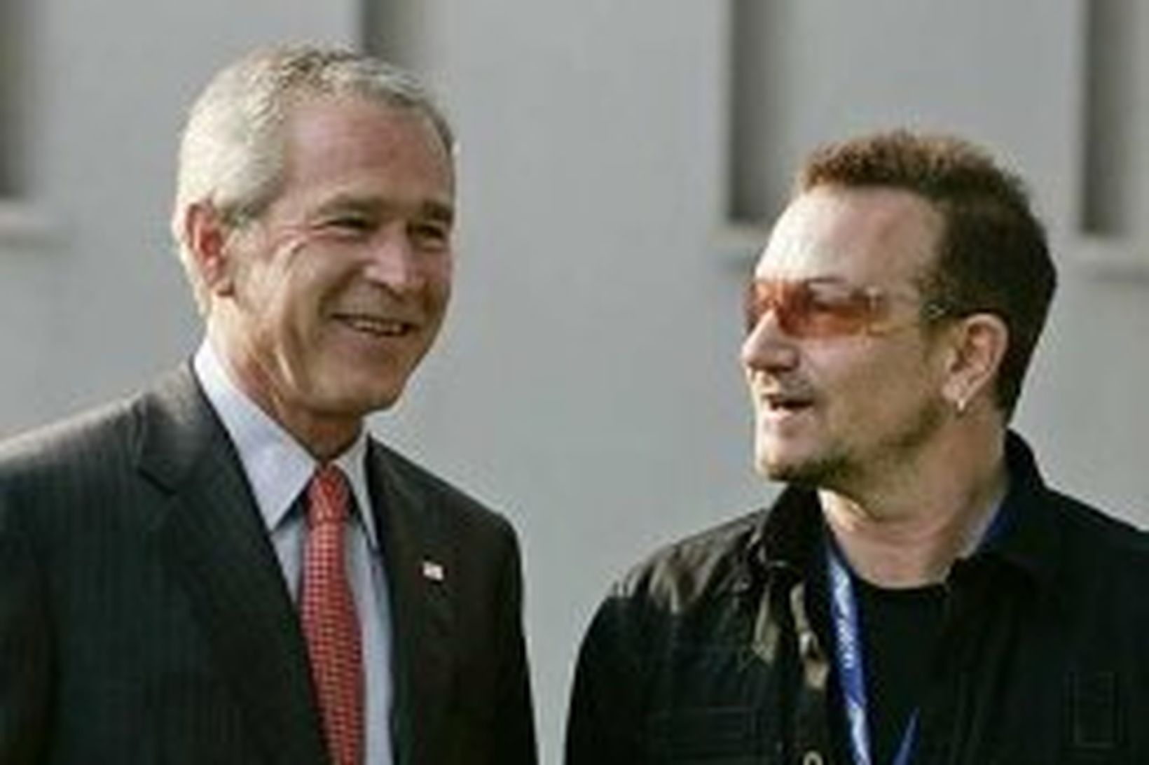 George W. Bush og Bono funduðu um málefni Afríku í …