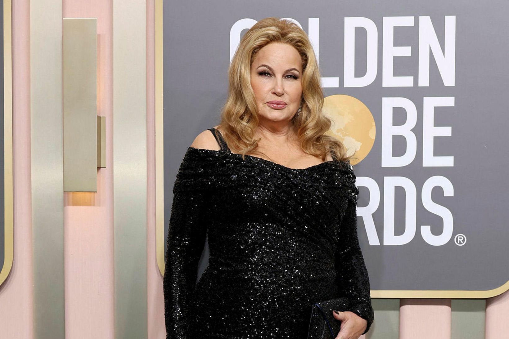 Leikkonan Jennifer Coolidge hlaut á dögunum sín fyrstu Golden Globe-verðlaun …