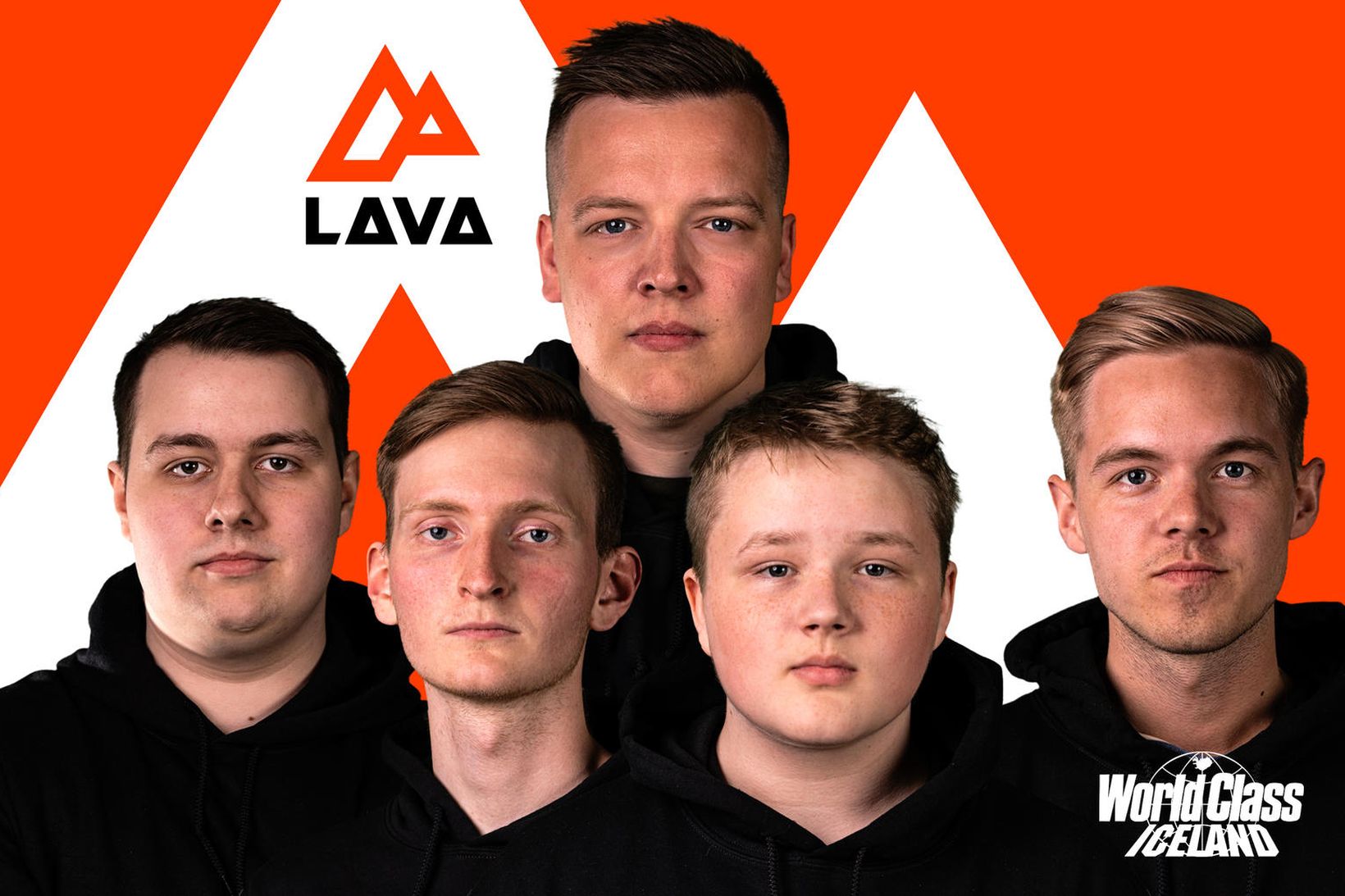 Lið LAVA esports í Rocket League ásamt þjálfara.