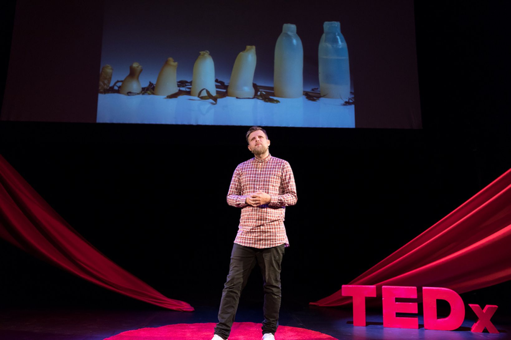 Ari Jónsson á TEDxReykjavík.