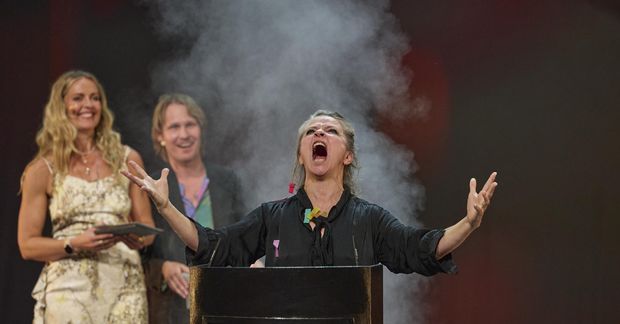 Erna Ómarsdóttir fór hamförum af gleði þegar ljóst var að hún hefði verið valinn danshöfundur …