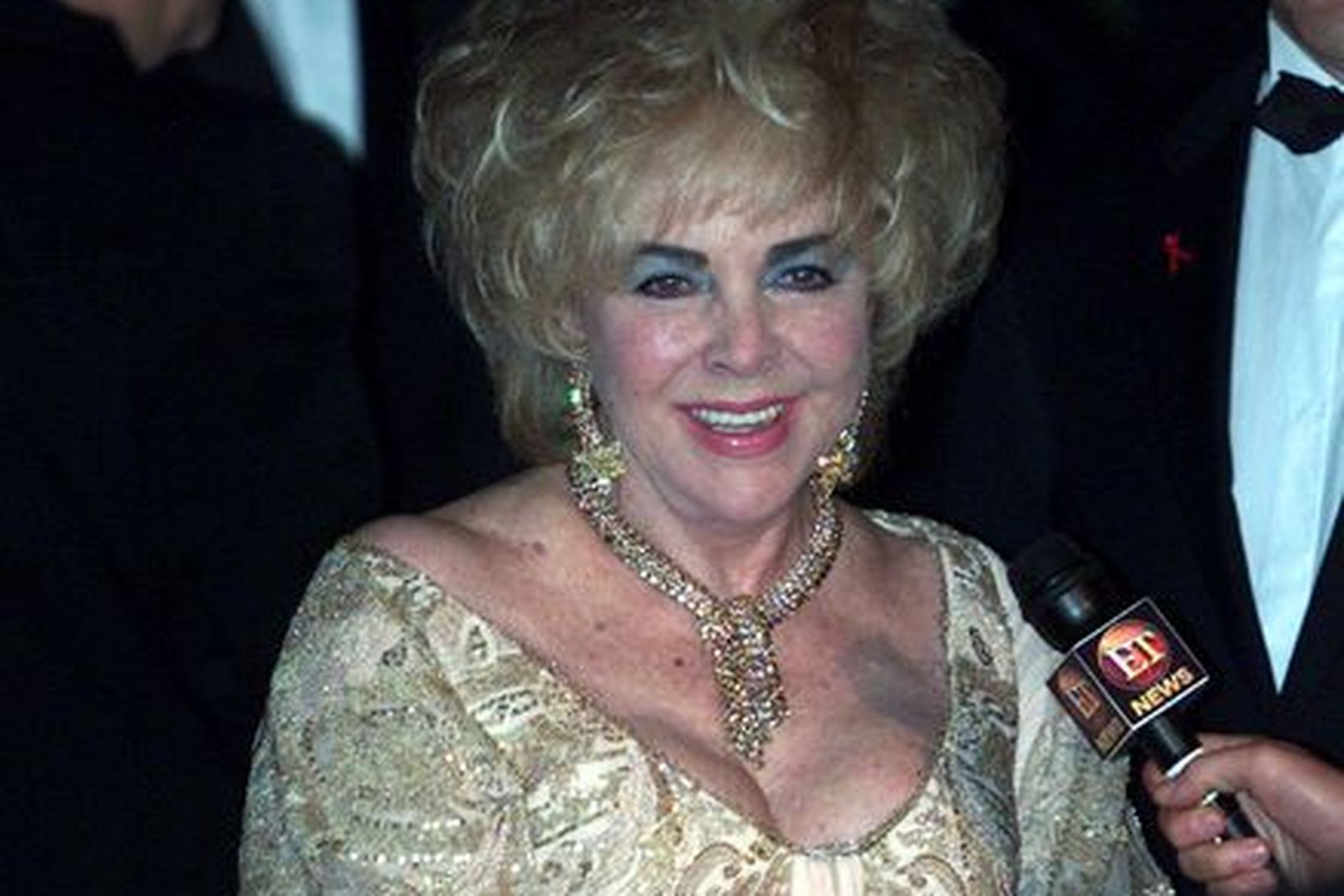 Elisabeth Taylor árið 2002.