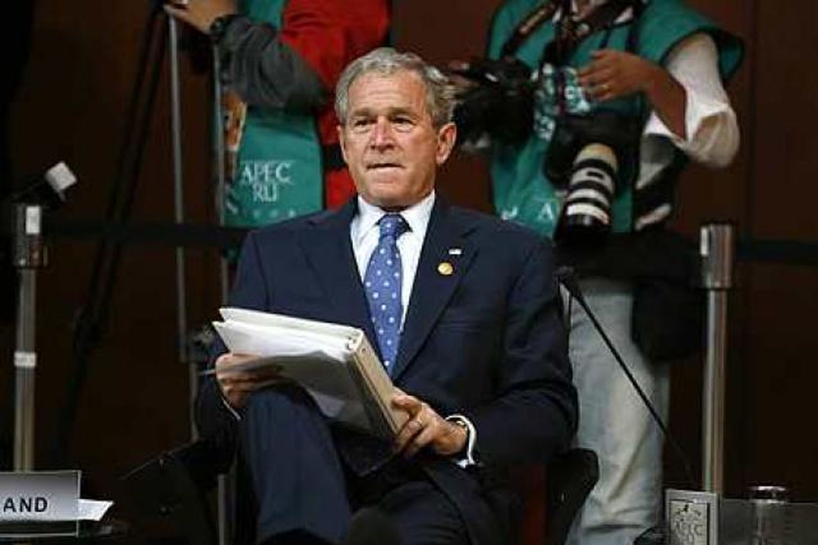 George W. Bush, forseti Bandaríkjanna, á fundi APEC í Lima.