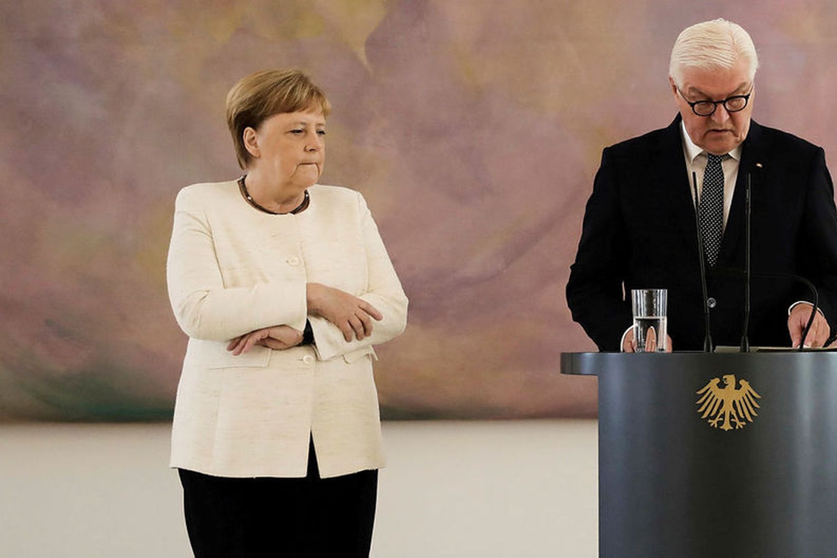 Merkel við athöfnina í morgun.