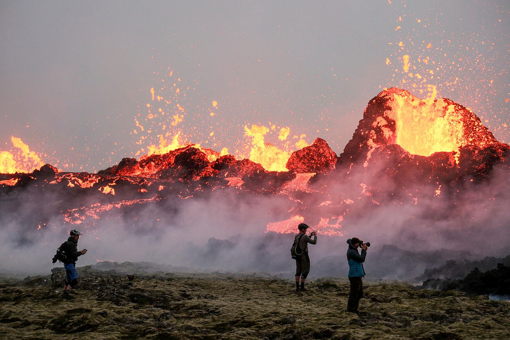 Frá gosstöðvunum við Litla-Hrút að kvöldi mánudagsins 10. júlí.