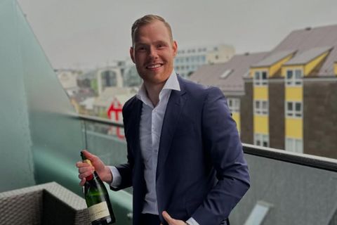 Sigurður Sindri Magnússon er 31 árs sjálfskipaður „multi seven&#8209;figure entrepreneur“.