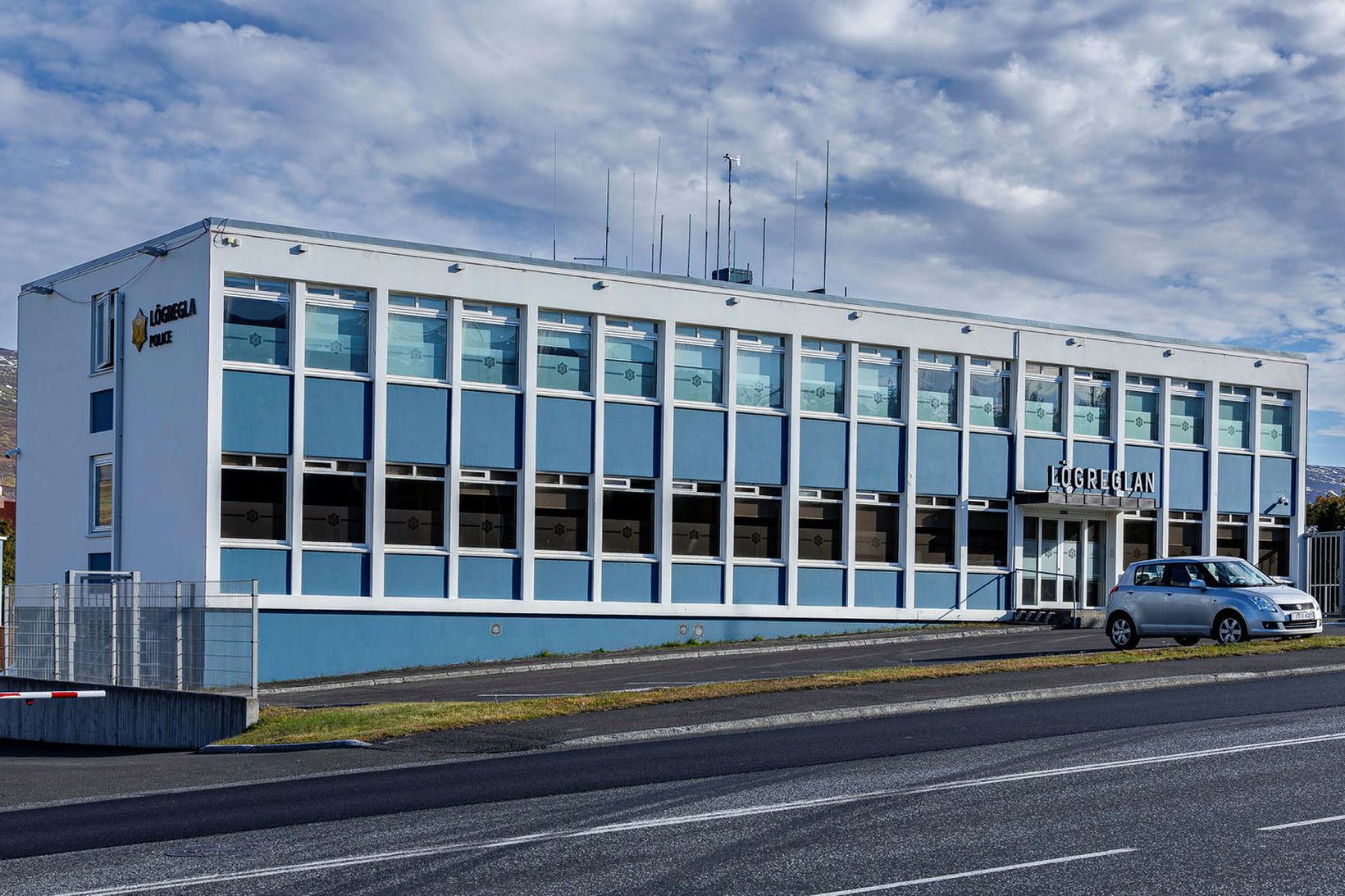 Þremur afhendingarstöðvum áfengis lokað