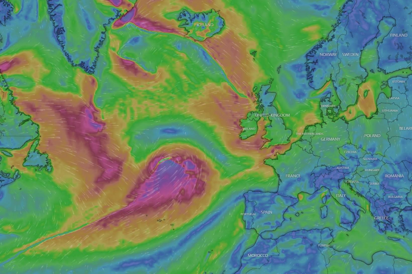 Lægðin Jóvin er enn úti í Atlantshafi.