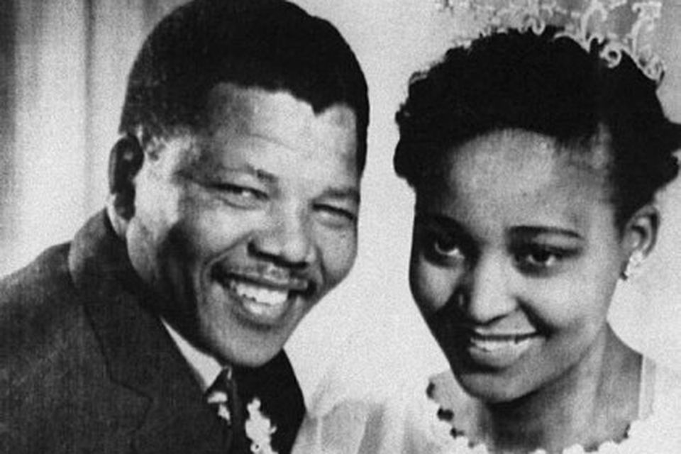 Brúðkaupsmyndin af Nelson Mandela og Winnie tekin árið 1957.