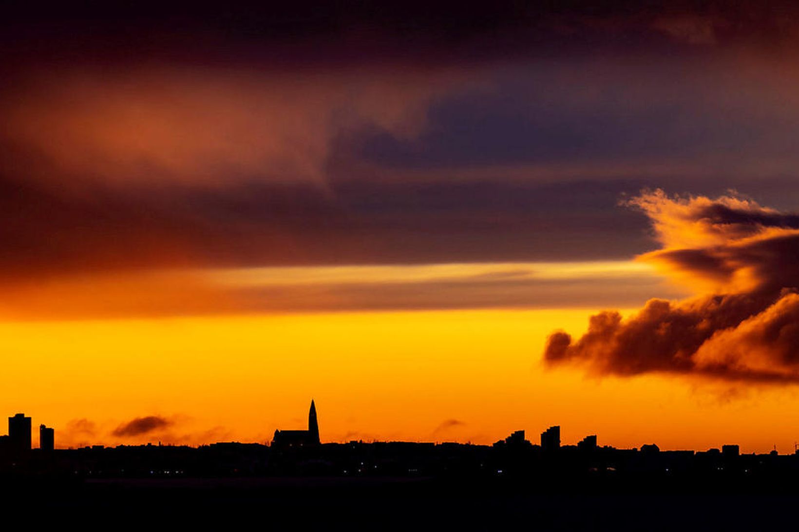 Sólarlag yfir Reykjavík