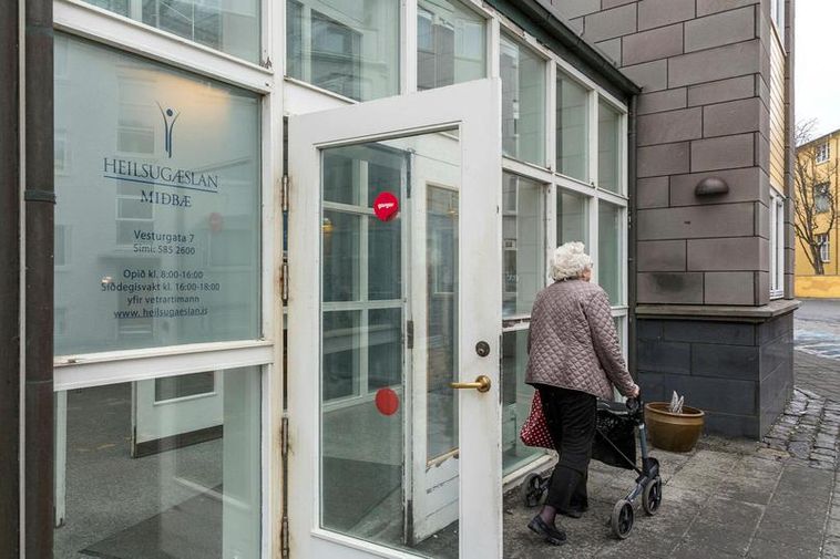 Healthcare Clinic staff test positive for tuberculosis bacteria