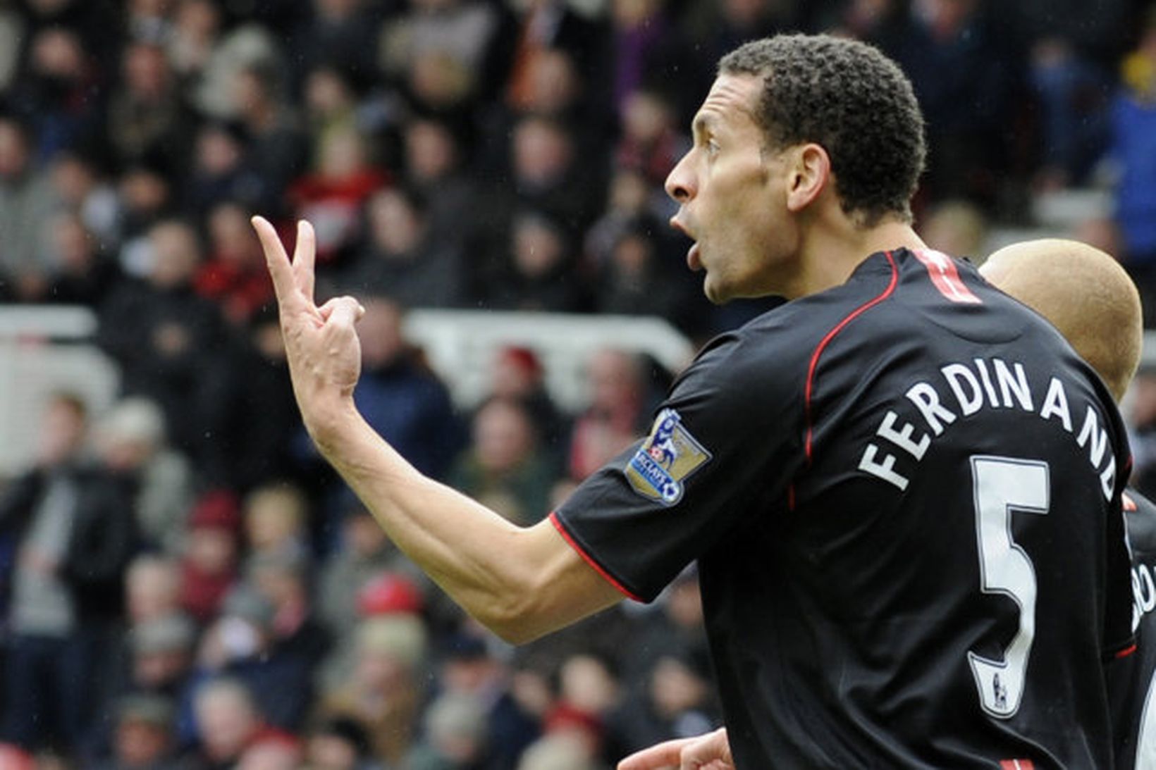 Rio Ferdinand nær tæplega að spila með Manchester United á …