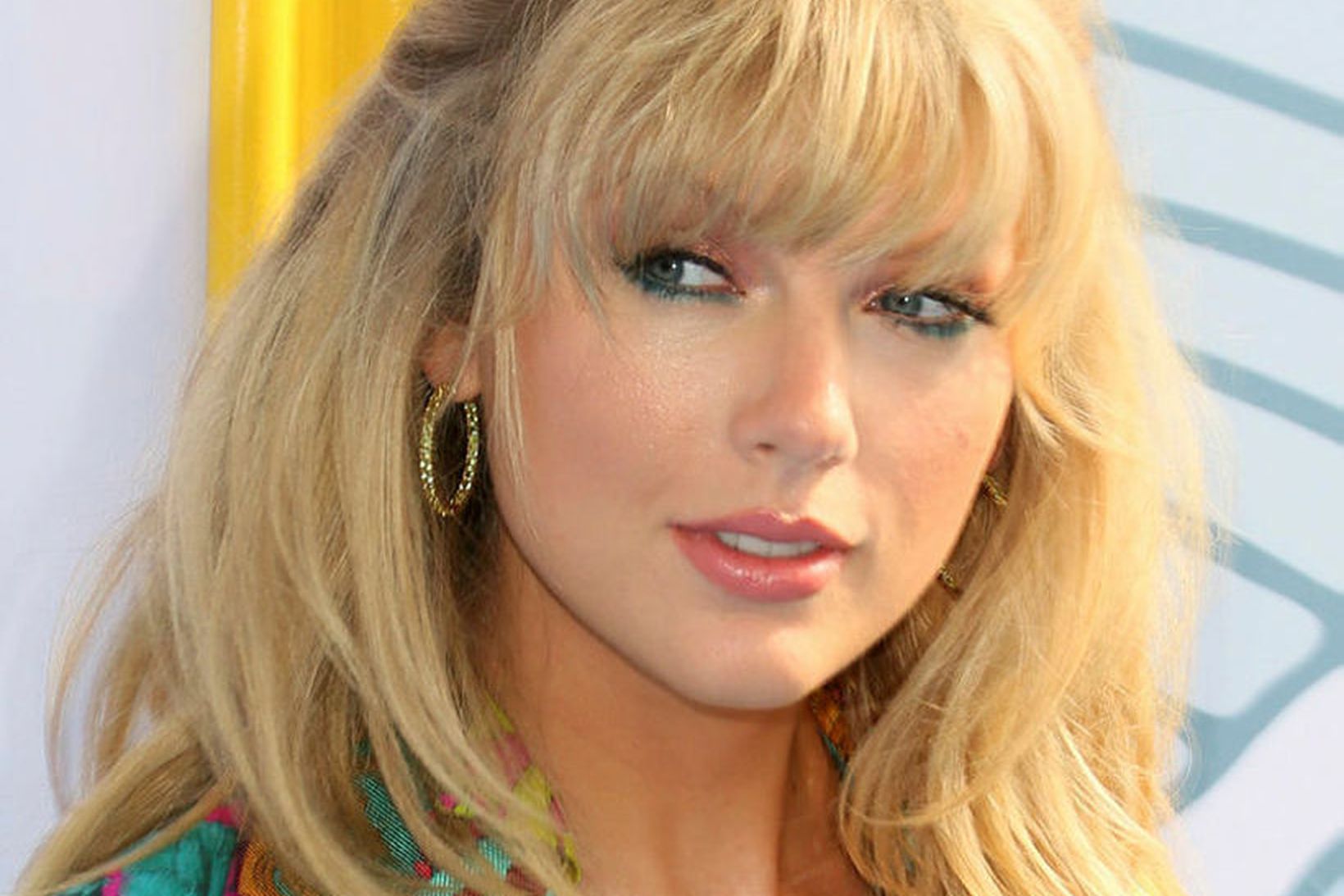 Samkvæmisónotin lutu í lægra haldi fyrir Taylor Swift.