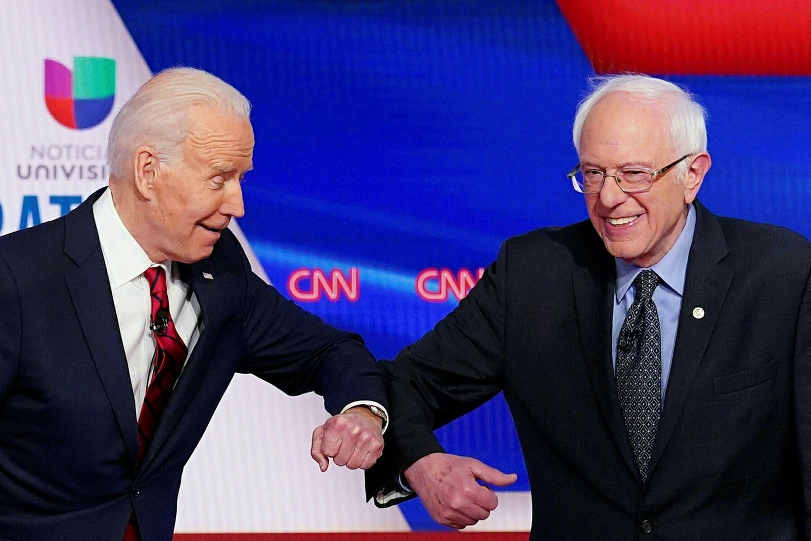 Joe Biden og Bernie Sanders berjast um útnefningu sem forsetaefni …