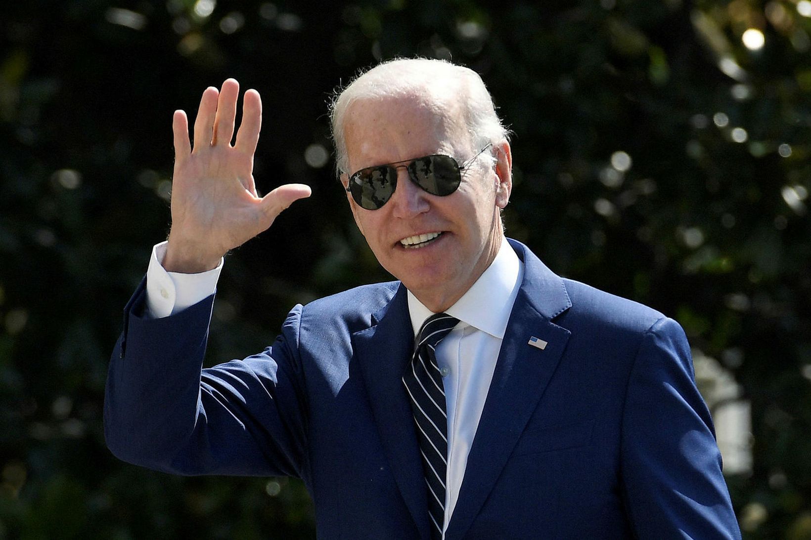 Joe Biden forseti Bandaríkjanna við Hvíta húsið í dag.