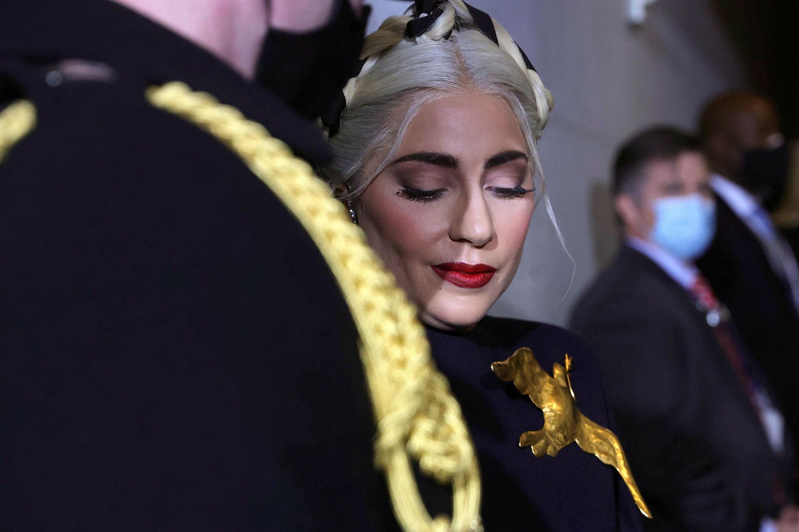 Lady Gaga býður hálfa milljón bandaríkjadala fyrir hundana.