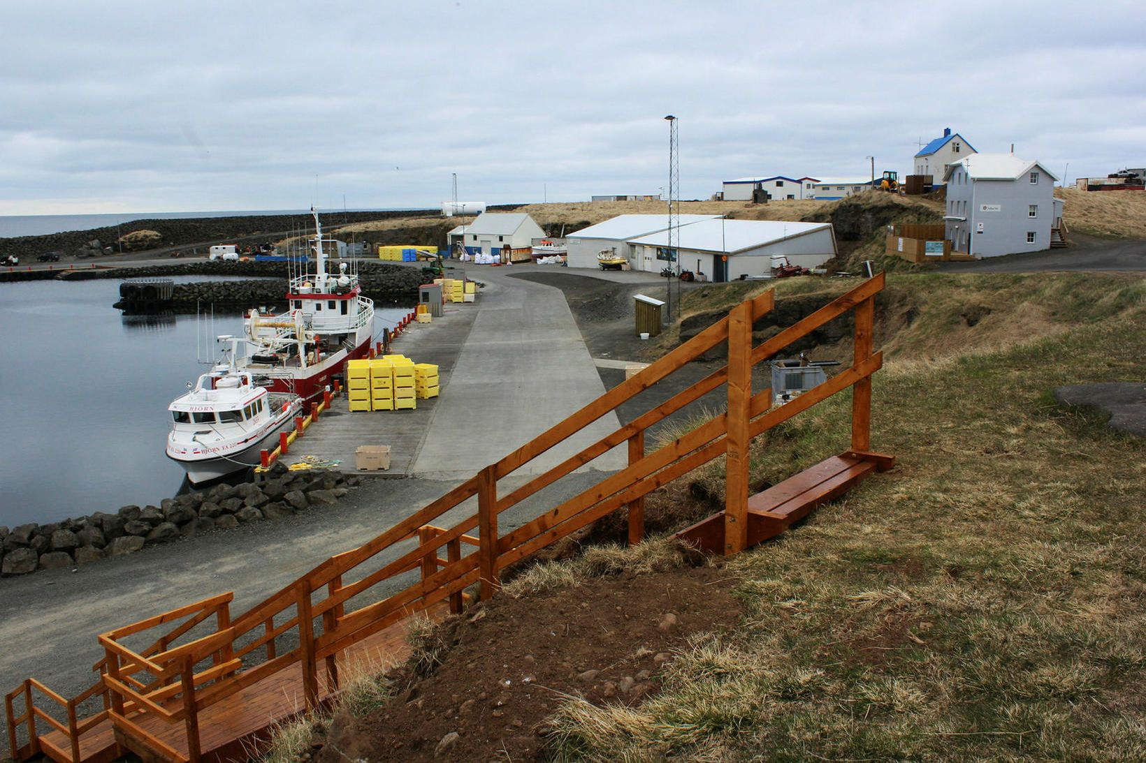 Sjávarútvegur er aðalatvinnuvegur Grímseyinga.