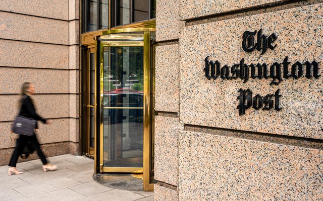 Skopmyndateiknari hjá The Washington Post hefur sagt upp störfum eftir að skopmynd hennar var hafnað.