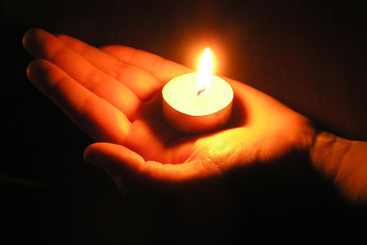 Icelander dies in parachuting accident