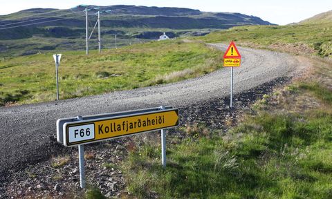 Syngur KK um Kollafjarðarheiði (F66) í laginu Þjóðvegur 66?