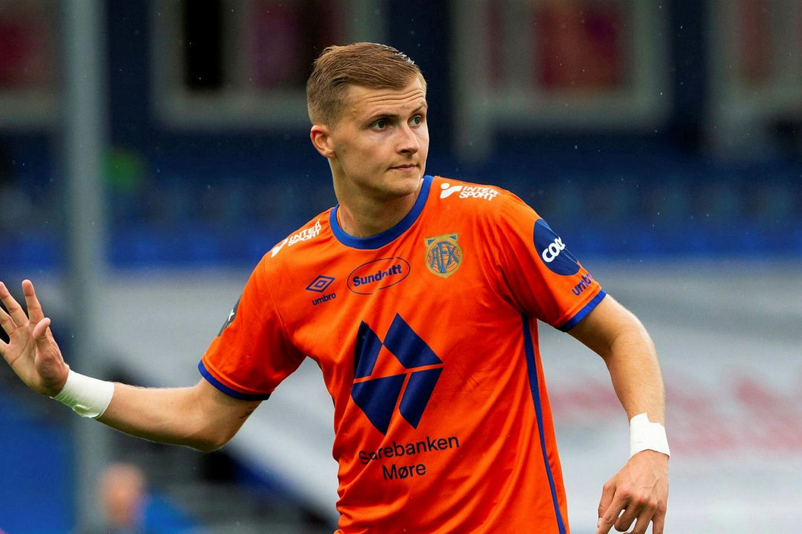 Davíð Kristján Ólafsson gulltryggði sæti Aalesund í efstu deild.