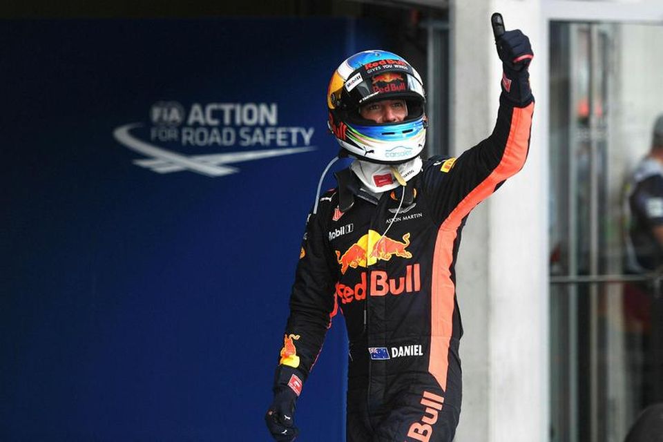 Daniel Ricciardo fagnar þriðja sætinu á heimavelli Red Bullí Spielberg í Austurríki.