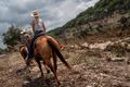 Texas Björgunarsveitarmenn hafa leitað að fólki í rústum á flóðasvæðunum í grennd við Guadalupe-ána í Texas síðustu daga. Yfir 90 eru látnir.