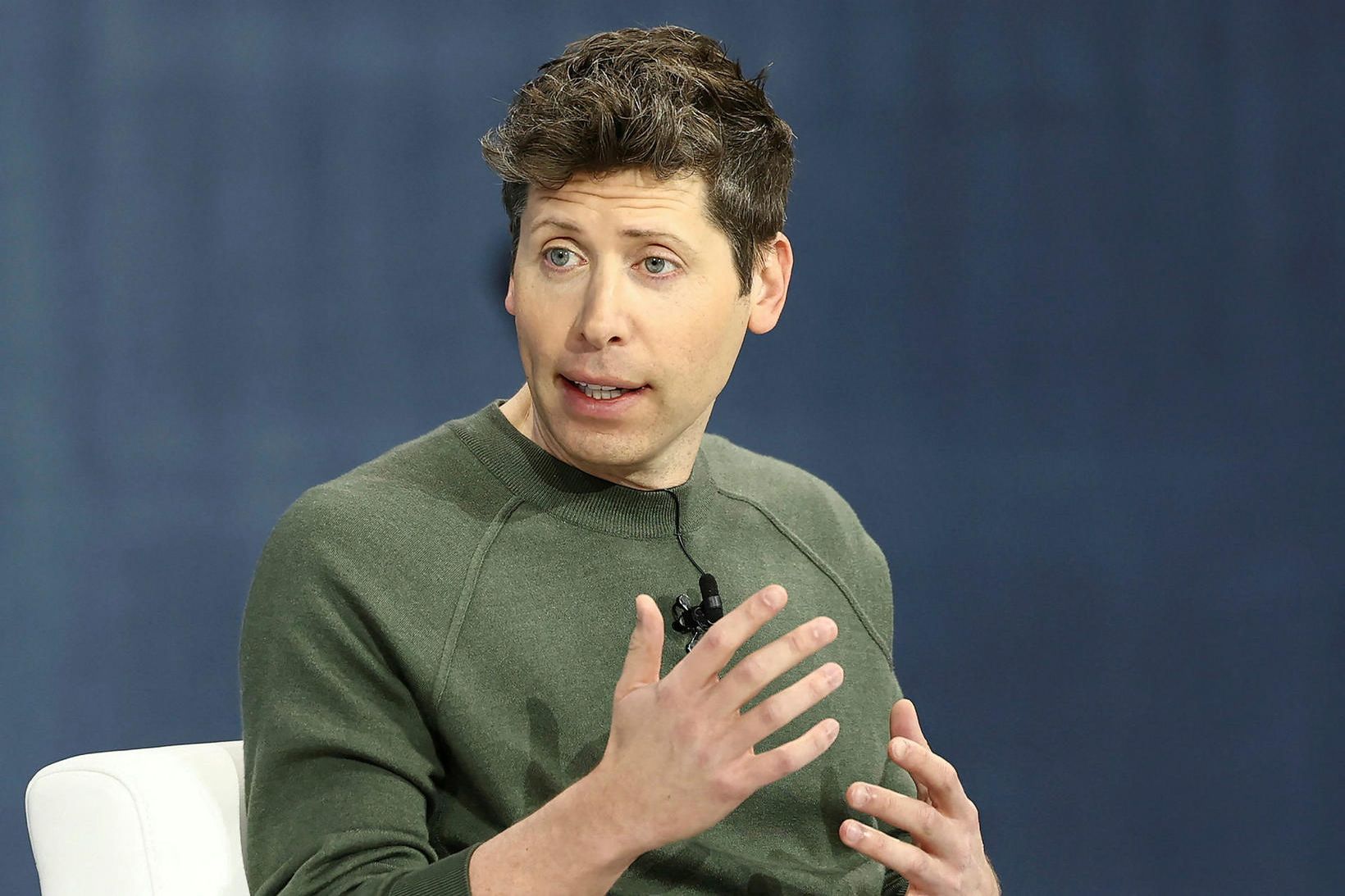 Sam Altman, forstjóri OpenAI, í desember síðastliðnum. Hann hefur neitað …