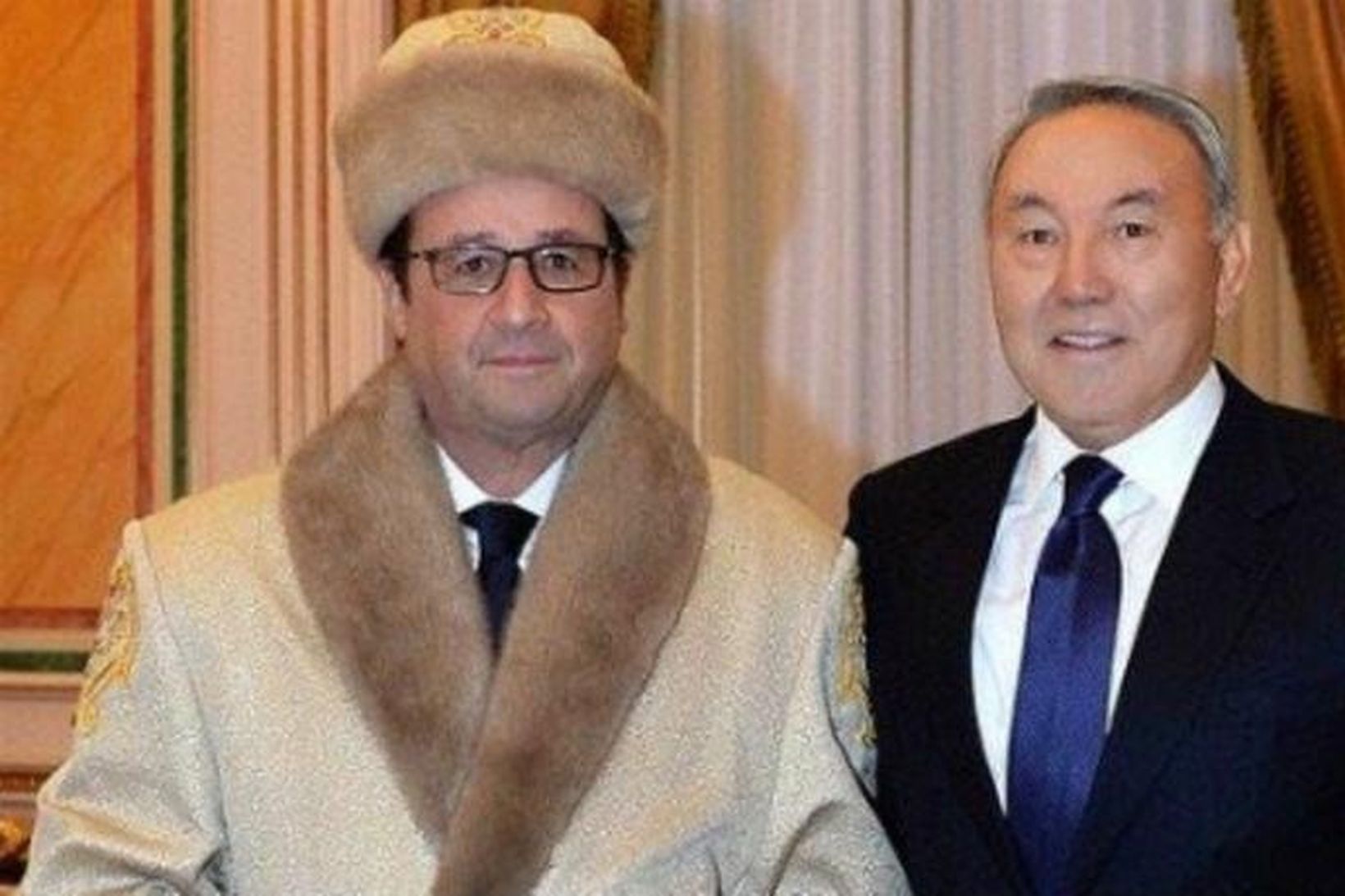 Francois Hollande ásamt forseta Kasakstans, Nursultan Nazarbayev.