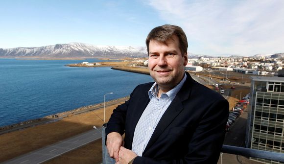 Laxeldið nái 200 þúsund tonnum