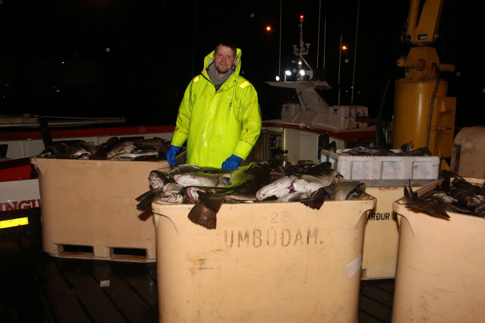 Sigurður Viktor Hallgrímsson að landa.