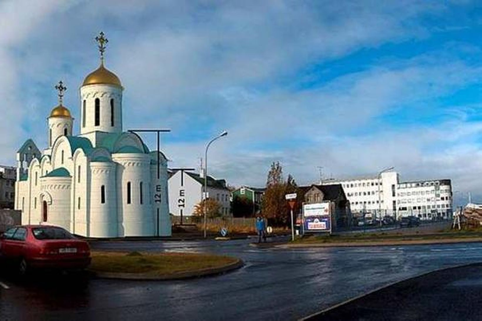 Kirkja rússnesku rétttrúnaðarkirkjunnar.