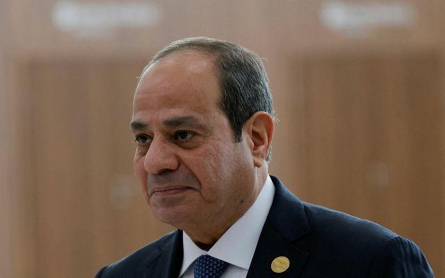 Forseti Egyptalands, Abdel Fattah al-Sisi, sagði heiminn treysta á Trump „til að ná varanlegu og …