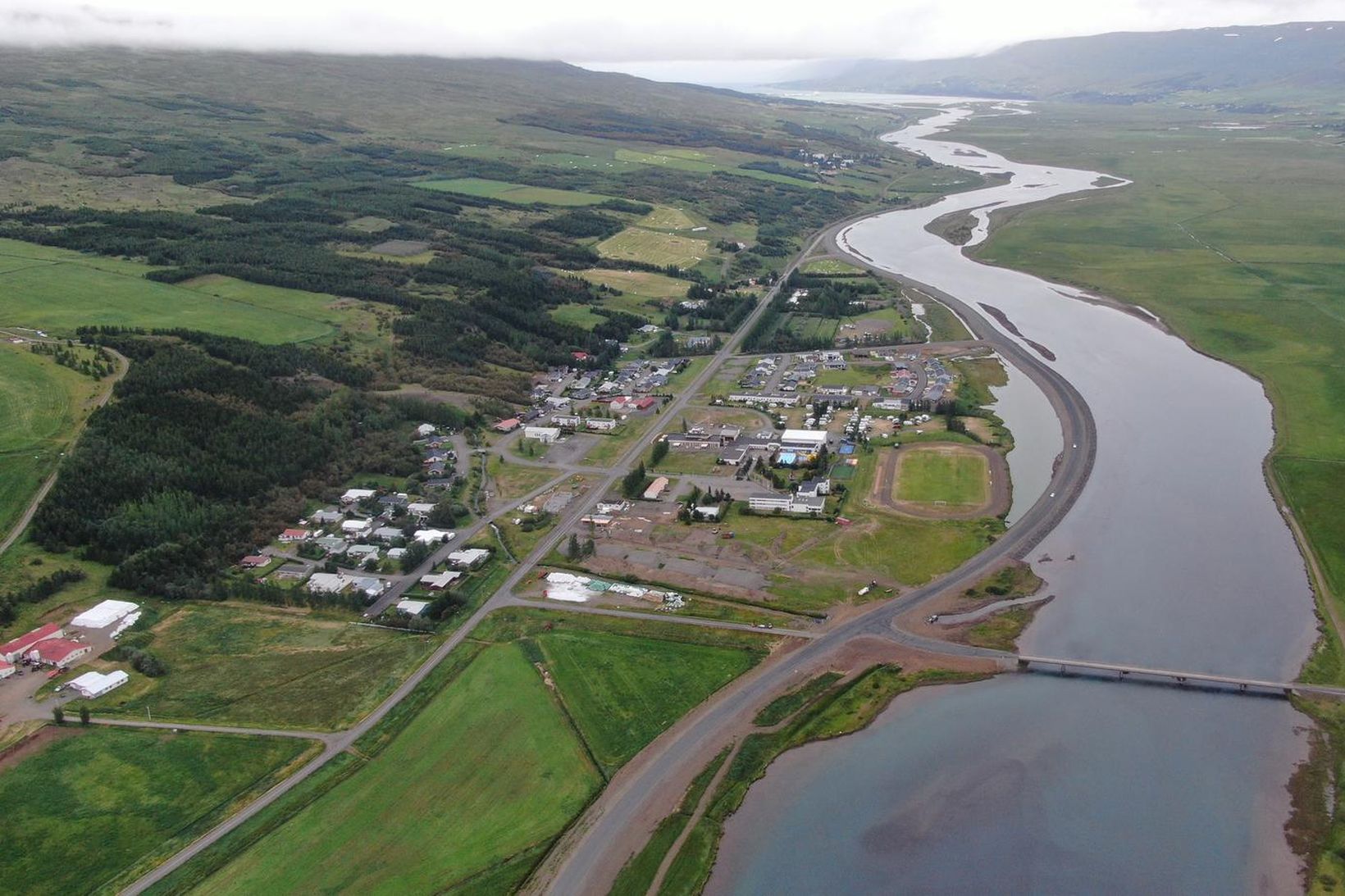 Nýr vegur austan við Hrafnagilshverfi í Eyjafjarðarsveit.