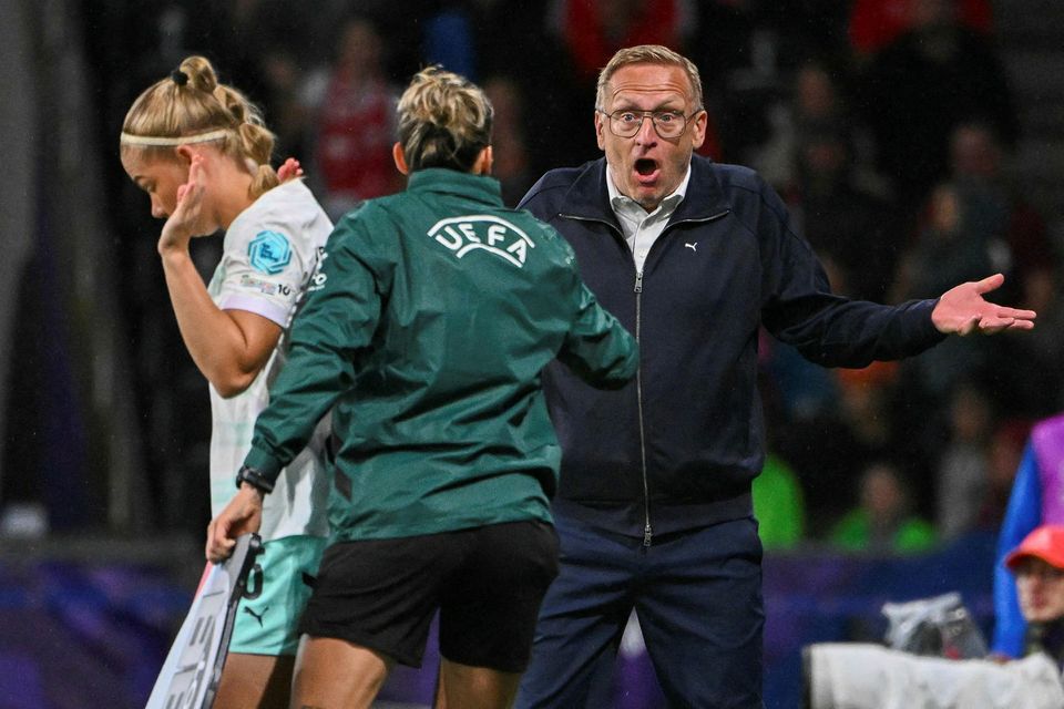 Þorsteinn Halldórsson ósáttur í kvöld.