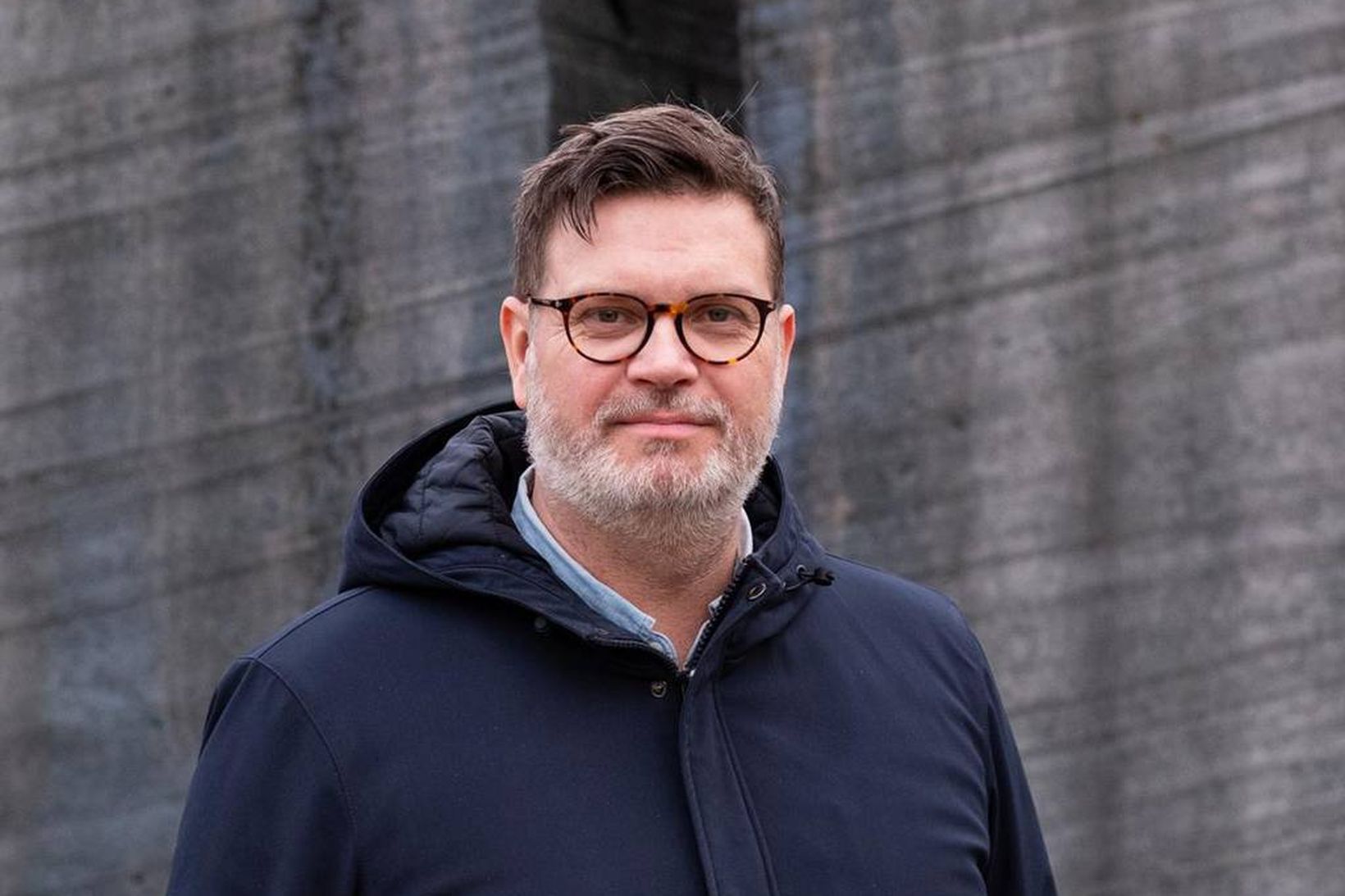 Ástráður fann sig þegar hann hóf rafvirkjanám og starfar við …