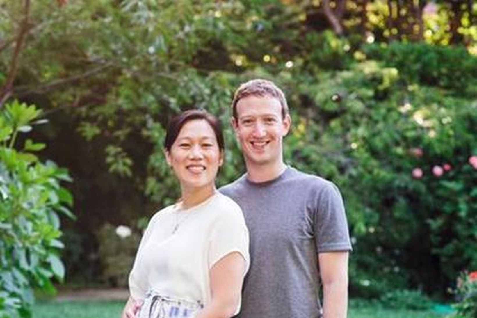 Mark Zuckerberg og Priscilla Chan eiga von á stúlku.