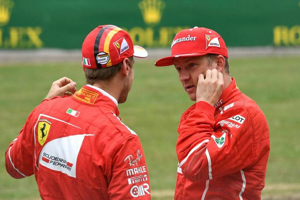 Verði Vettel um kyrrt hjá Ferrari þykir líklegt að Kimi Räikkönen haldi sæti sínu.