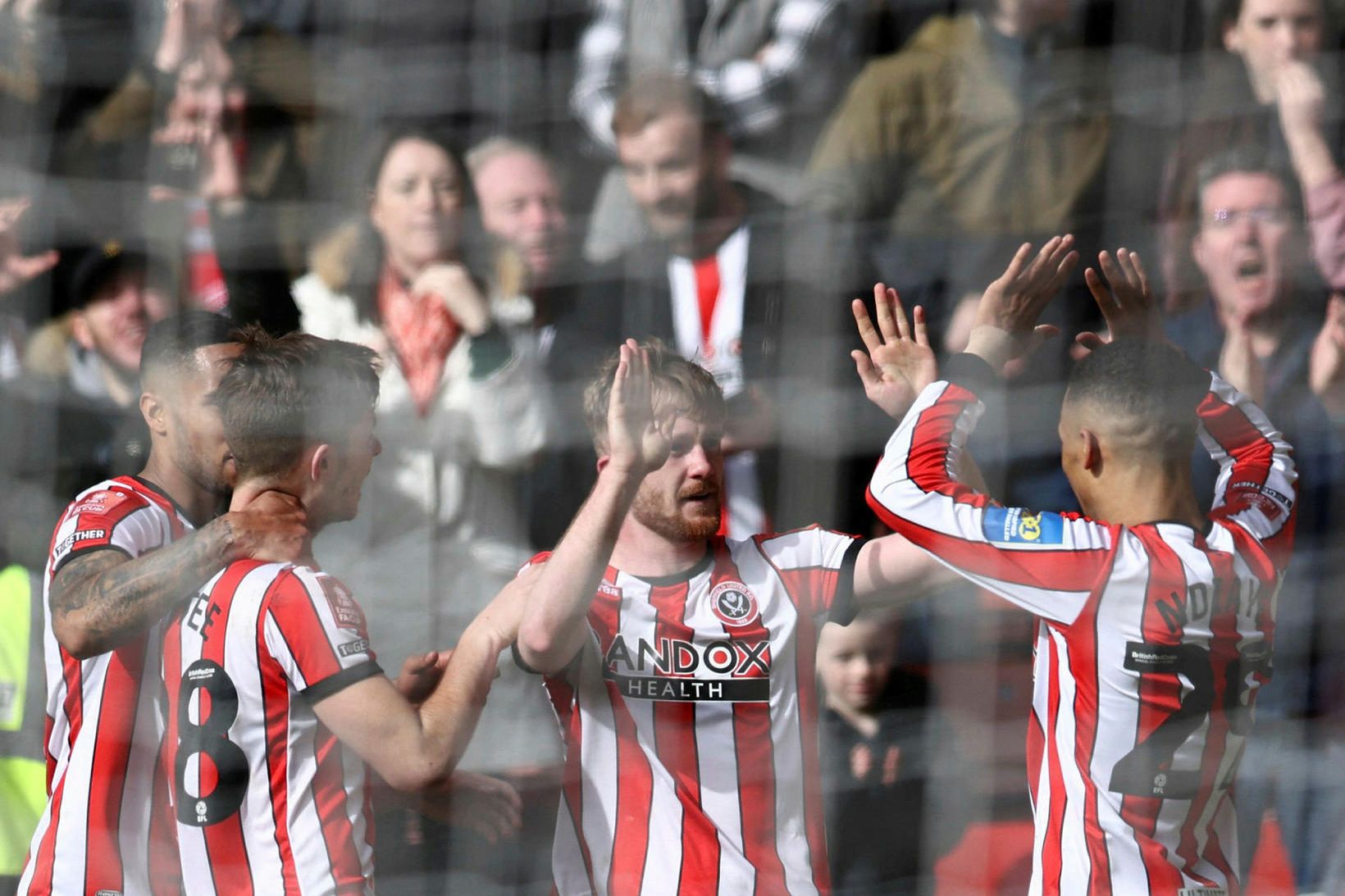 Leikmenn Sheffield United fagna marki fyrr á tímabilinu.