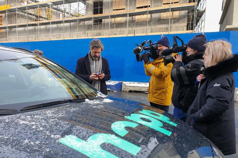 Reykjavík Mayor Dagur B. Eggertsson, getting ready to drive.