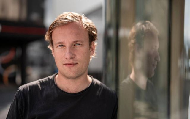 Hlynur Snær er með mikla reynslu í listheiminum sem nýtist honum vel í tæknibransanum.