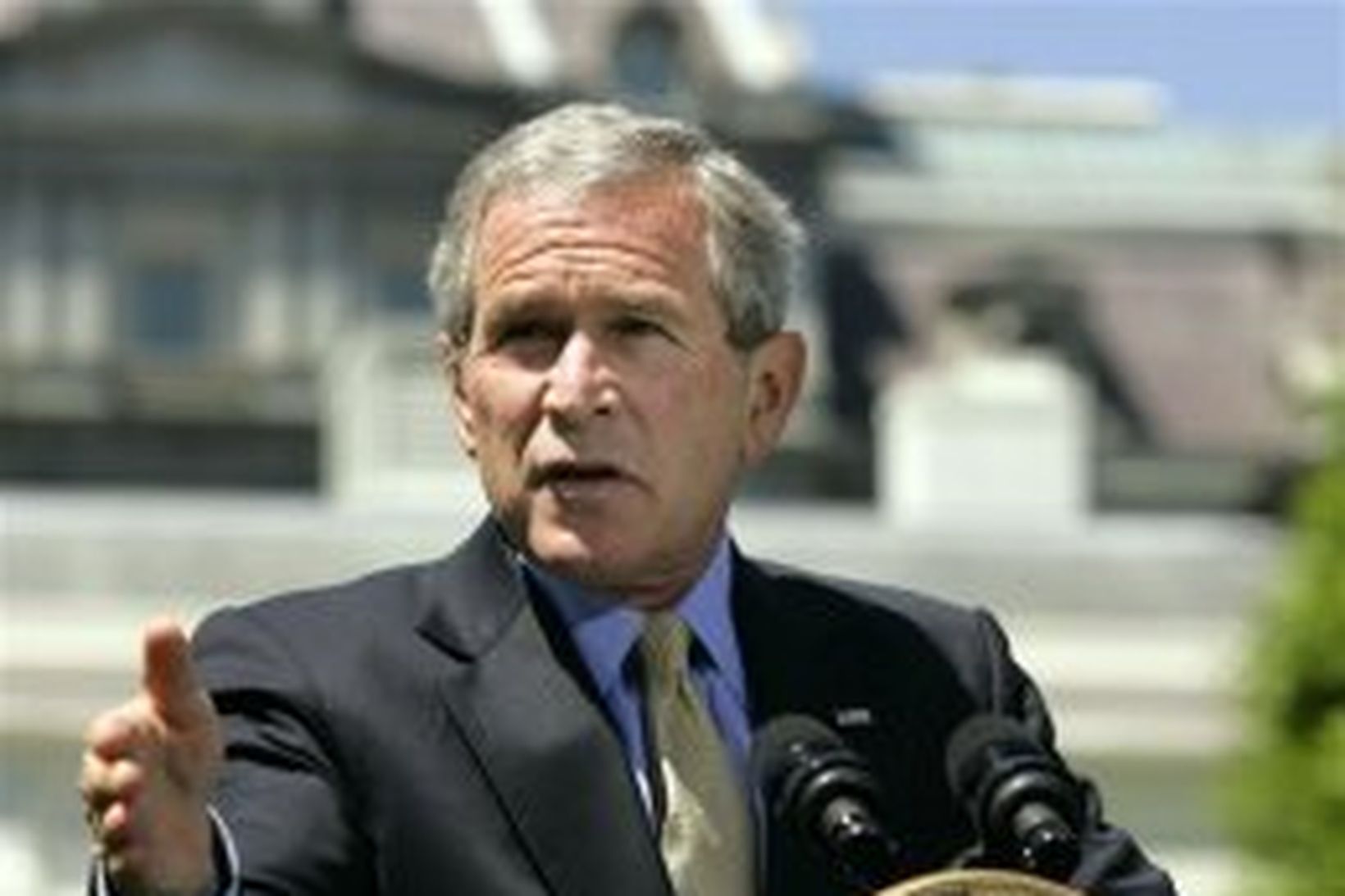 George W. Bush Bandaríkjaforseti segir að myndun nýrrar ríkisstjórnar í …