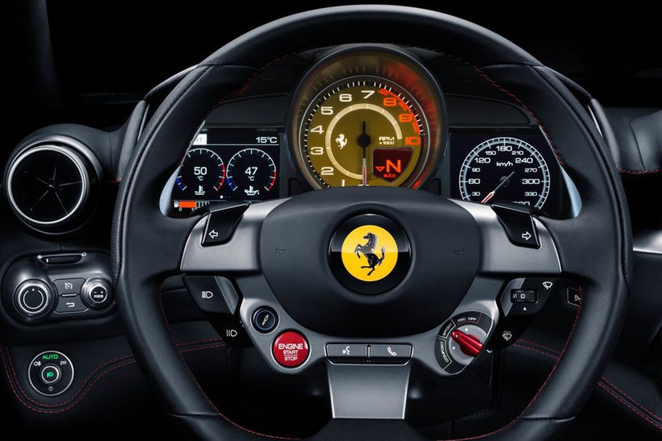 Ferrari Portofino V8 GT er nýjasta afurð bílsmiðju Ferrari í Maranello.