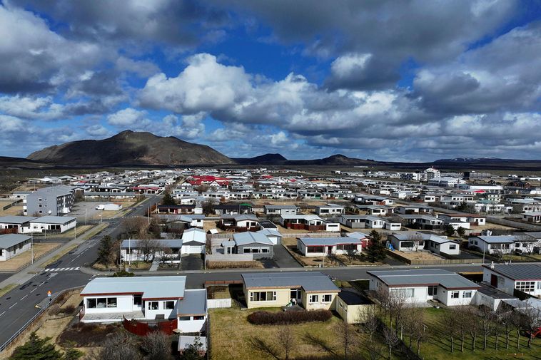 Some Grindavík residents return home for the holidays