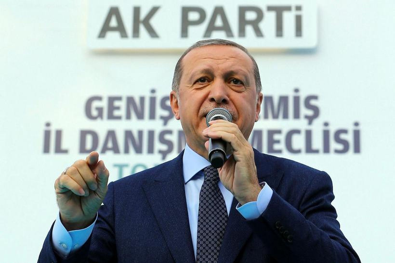Recep Tayyip Erdogan, forseti Tyrklands, telur að útlagaklerkurinn Fethullah Gulen …