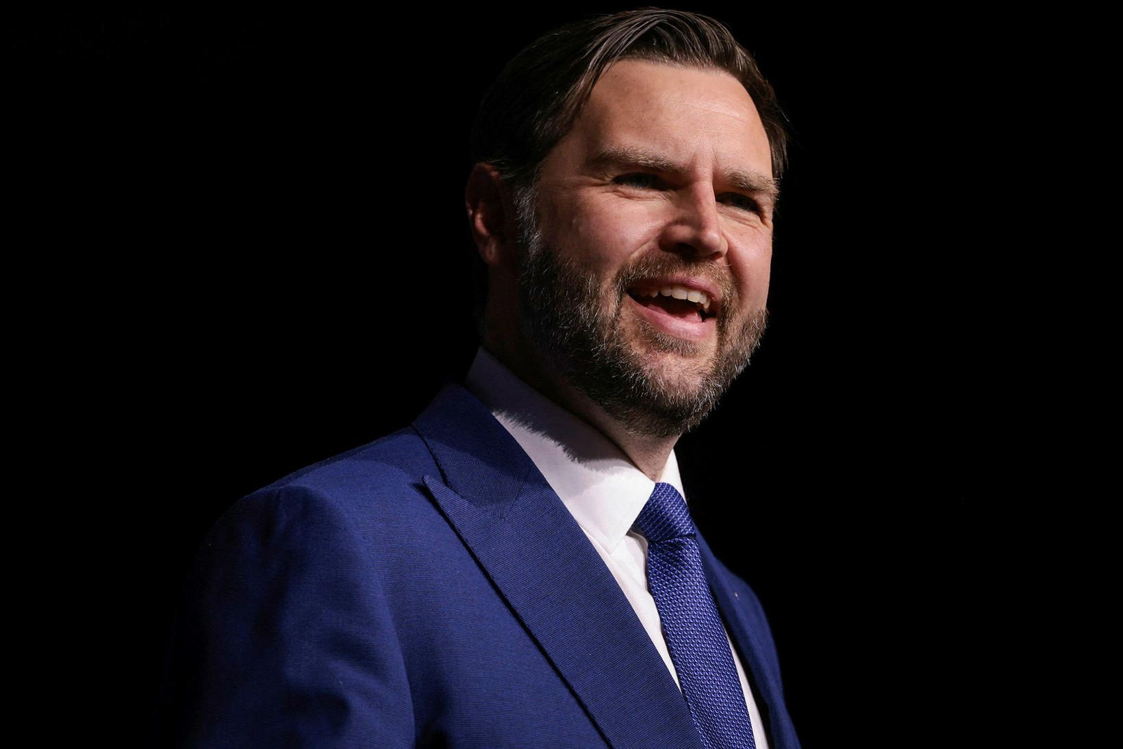 Segja Vance ekki hafa gefið í skyn kjarnavopnaárás