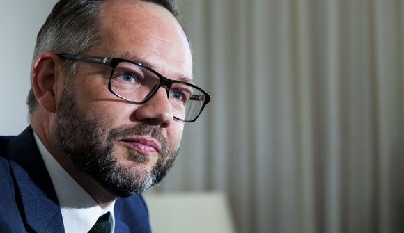 Virða afstöðu stjórnarinnar