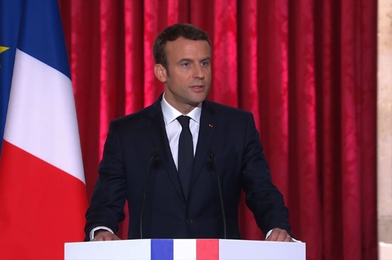 Guðni sendi Macron heillaóskir