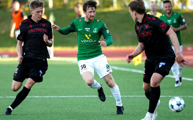 Aron Jóhannsson og Andri Rafn Yeoman í leiknum á mánudagskvöld.