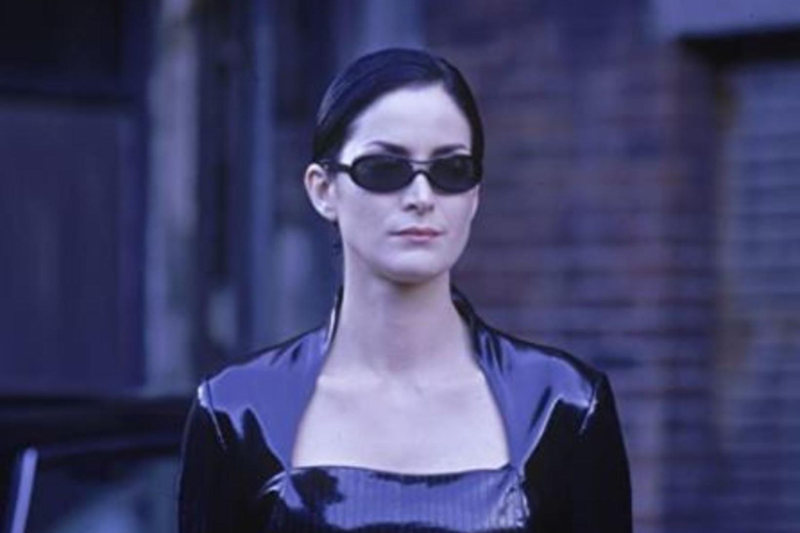 Carrie-Anne Moss í hlutverki Trinity í Matrix.